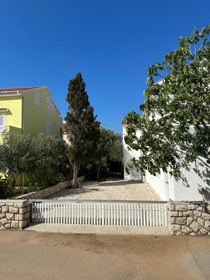 Apartmani Marko Novalja Luaran gambar