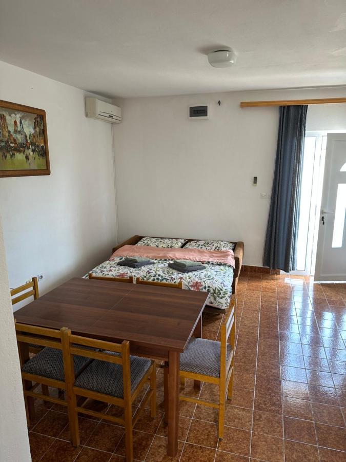 Apartmani Marko Novalja Luaran gambar