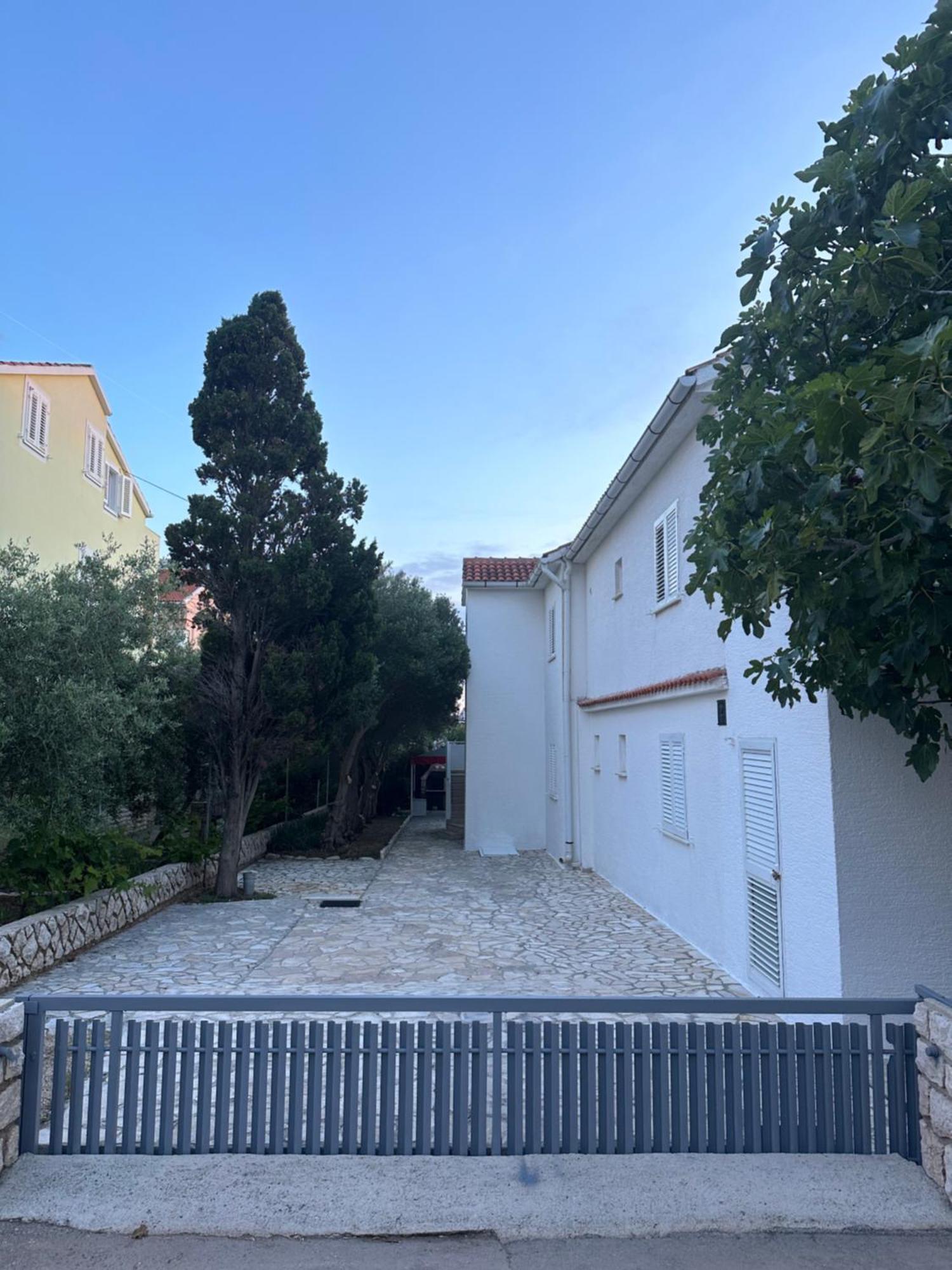 Apartmani Marko Novalja Luaran gambar